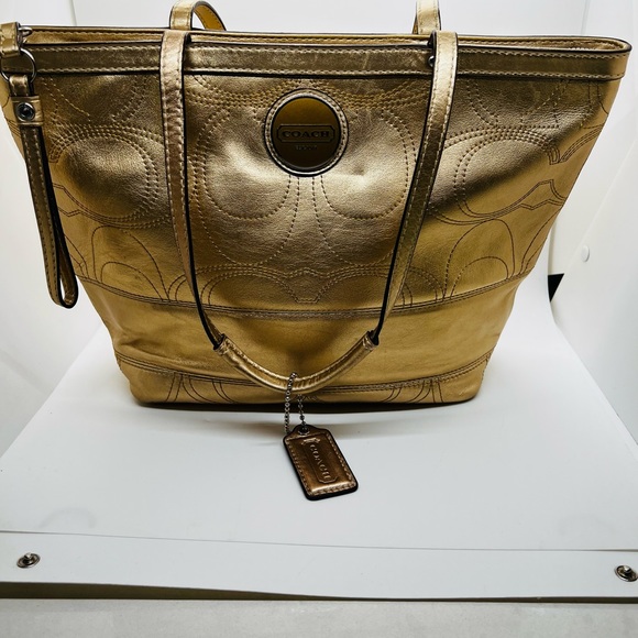 Coach Metallic Gold Signature Stitched Leather Tote For Women EUC - Picture 1 of 9